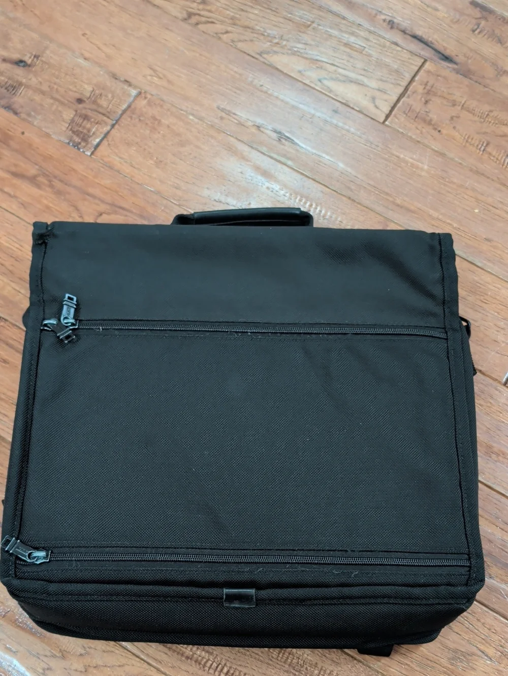 TUMI Black Men's Laptop Messenger Everyday Bag